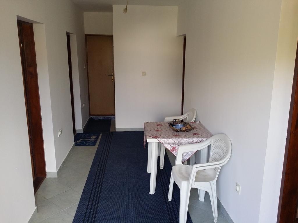 Apartman Tripkovic 巴尔 外观 照片